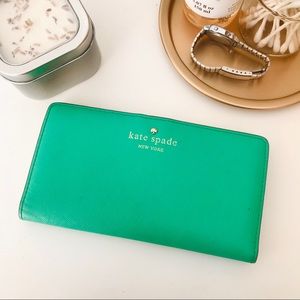 KATE SPADE Large Slim Bifold Wallet
